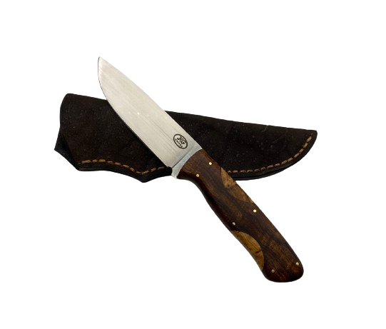 Tamboti Moon, Hunting Knife