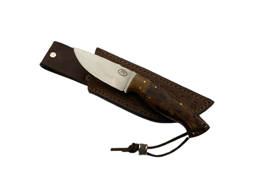 Tambotie Short, Hunting Knife